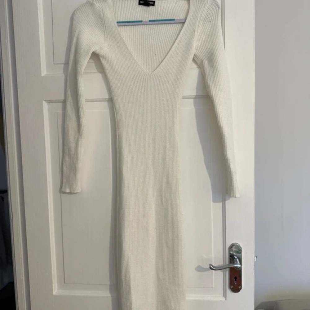 Zara Elegant White Long Sleeve Dress